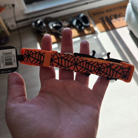 Halloween dog collar size small - Picture 3 of 4